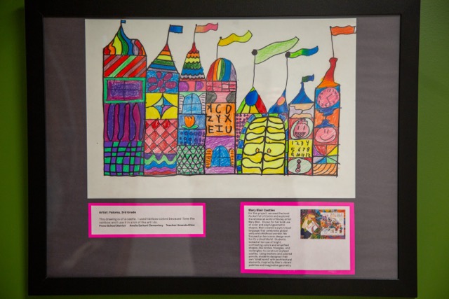 Colorful drawing of a castle.